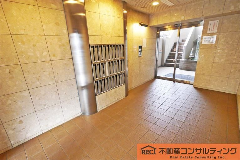 甲南プランドール御影の玄関
