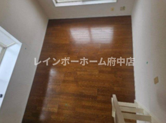 アレイン幸町の居間・リビング
