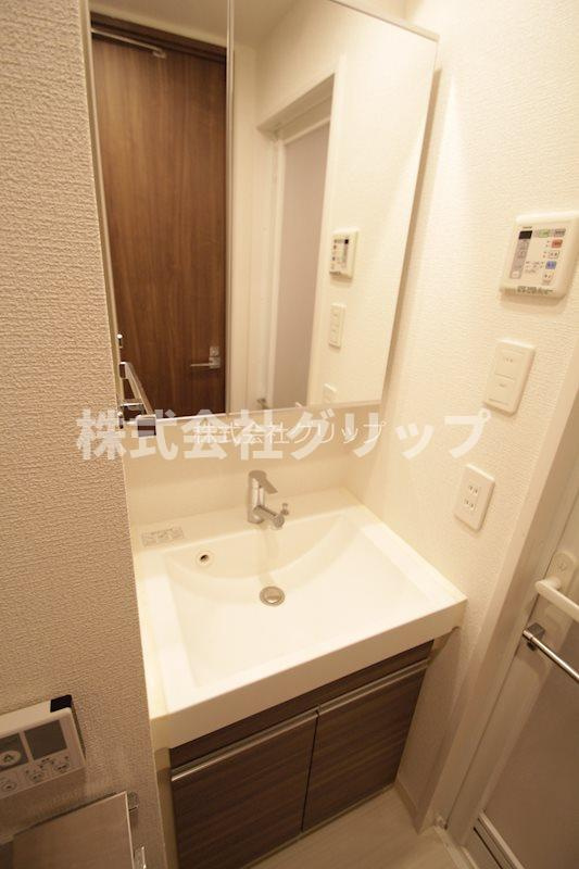 メイクスデザイン横浜蒔田の独立洗面台
