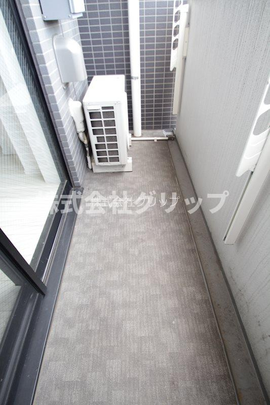 メイクスデザイン横浜蒔田のバルコニー