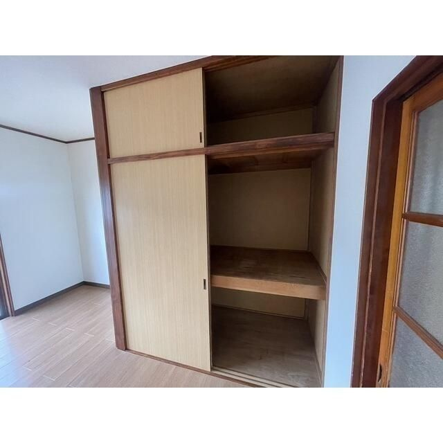 イワマハイツの収納