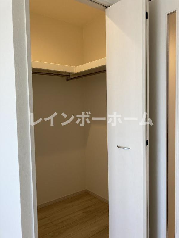 リブリ・Vēris上広谷の収納