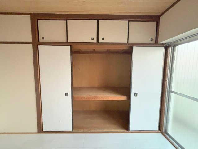ヴィラナリー豊里の収納