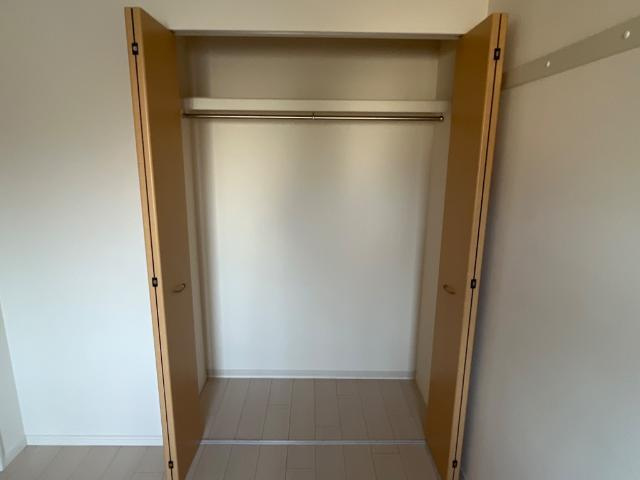 グランティスの収納