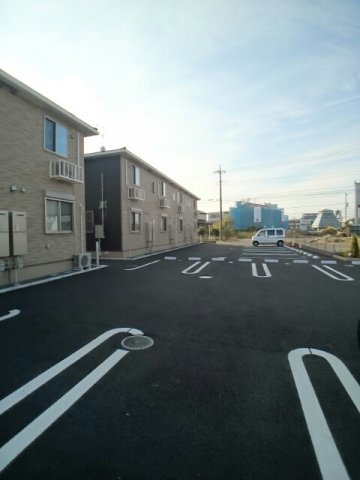 【駐車場】 | ノーブル・Ⅰ | 駐車場です