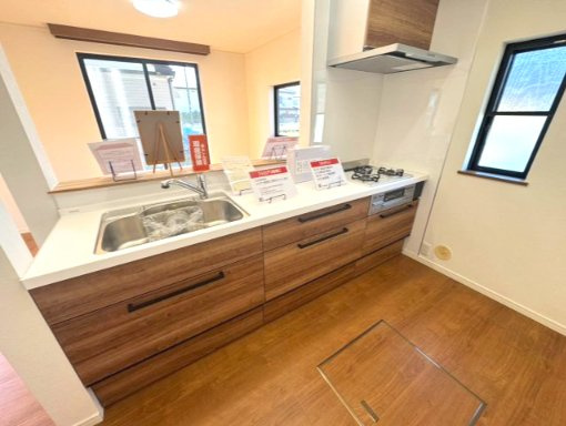 宇都宮市鶴田町中古住宅のキッチン