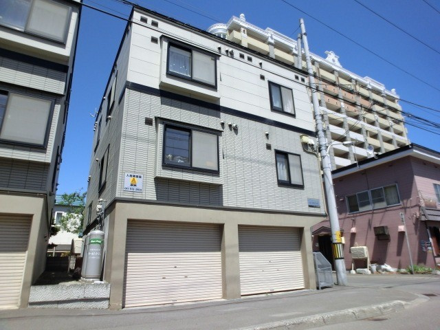スプリーム豊平３番館