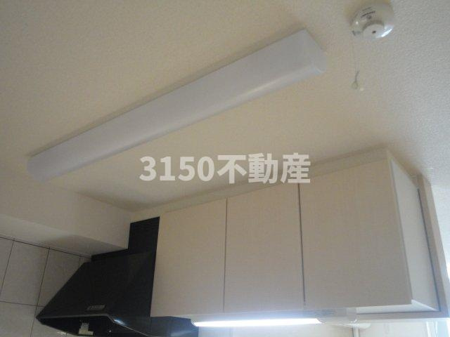 Ｆａｎｔａｓｍｉｃのキッチン|吊戸棚