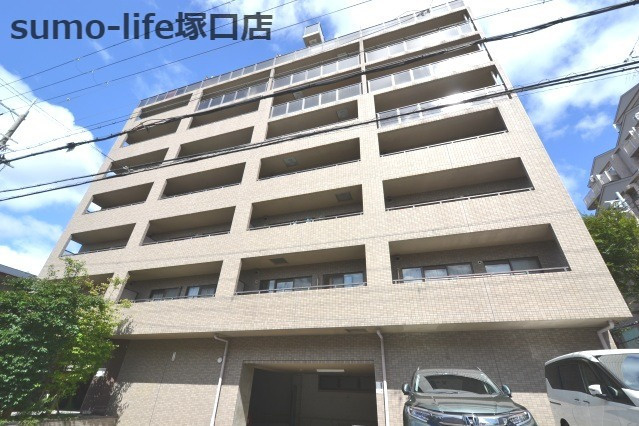 セントラル南塚口の外観