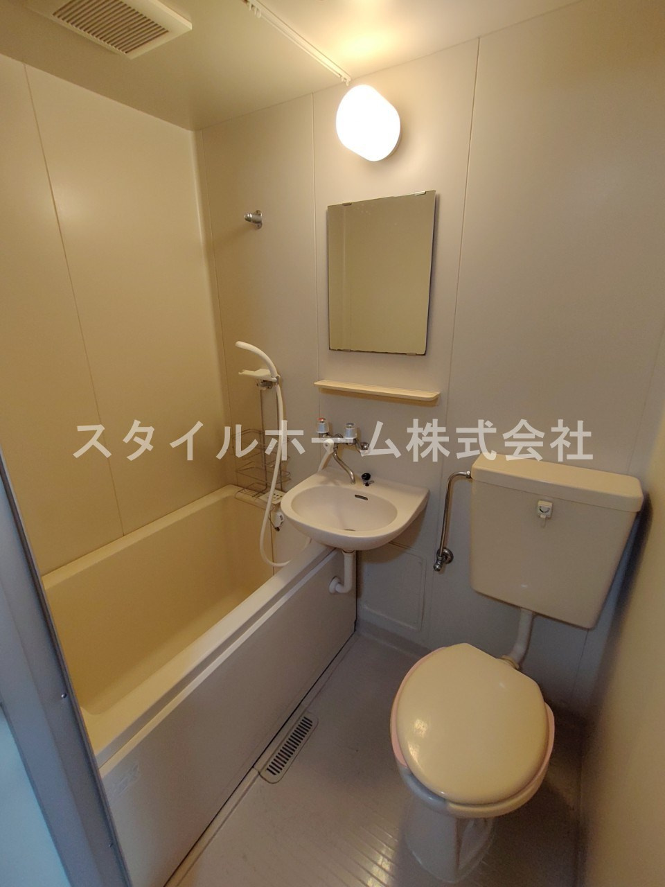 フォーブル鴨田の浴室|別部屋写真です。