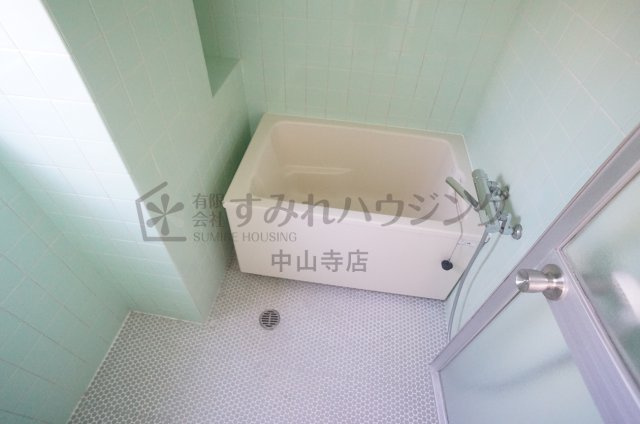 ユニハイム阪西の浴室