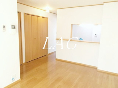 【居間・リビング】 | プラシ－ド　メゾン | 洋室のお部屋です。