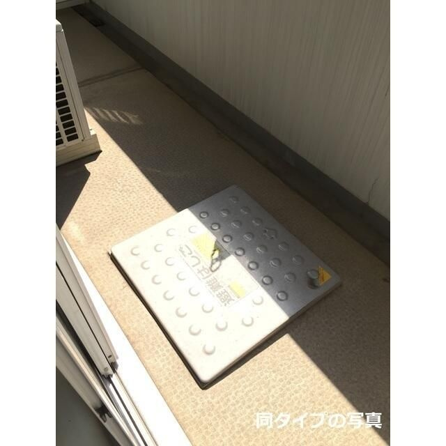 コンフォリア東池袋ＥＡＳＴのバルコニー