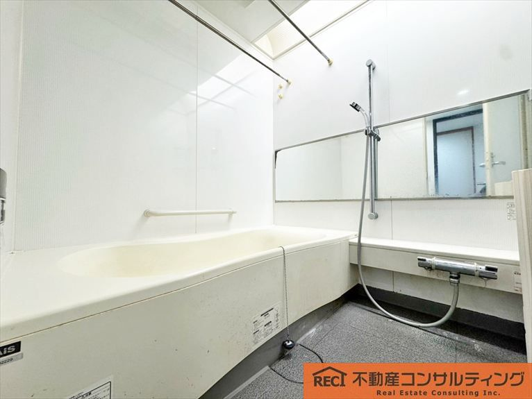グリーンラグーナ甲子園D棟の浴室|キッズルームなど共用スペースも充実しています