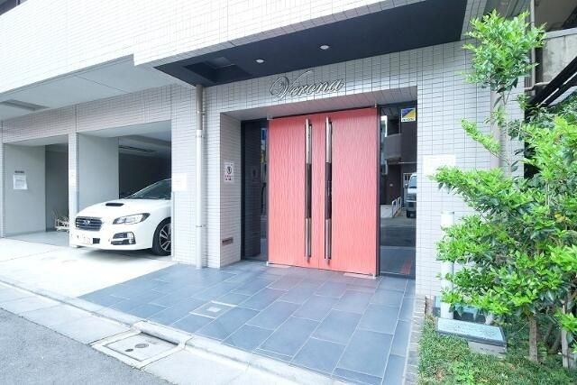Ｖｅｒｏｎａ板橋本町ＬＵＳＳＯのエントランス