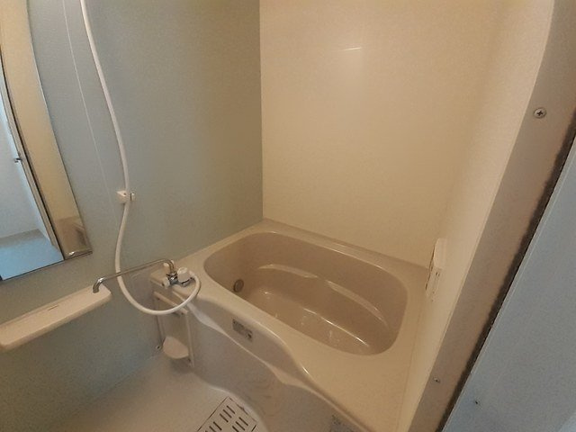 ひまわりの浴室|きれいなお風呂です
