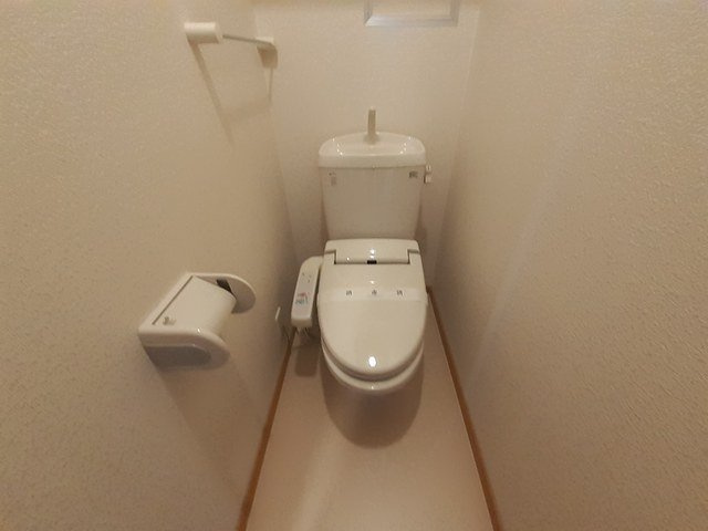 メゾン・ソウザⅡのトイレ|トイレもきれいです