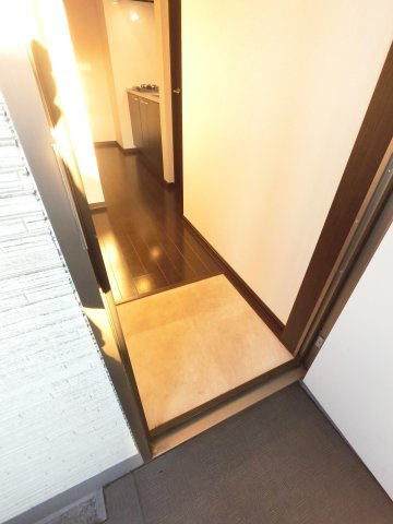 ティアラ本千葉の玄関