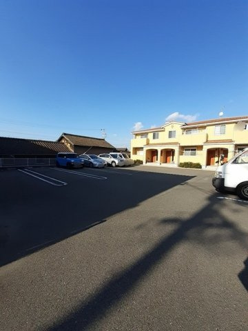 グランツ・Ｓ　　　刈谷市近郊の賃貸はクラスホーム刈谷店の駐車場|駐車スペースもあります