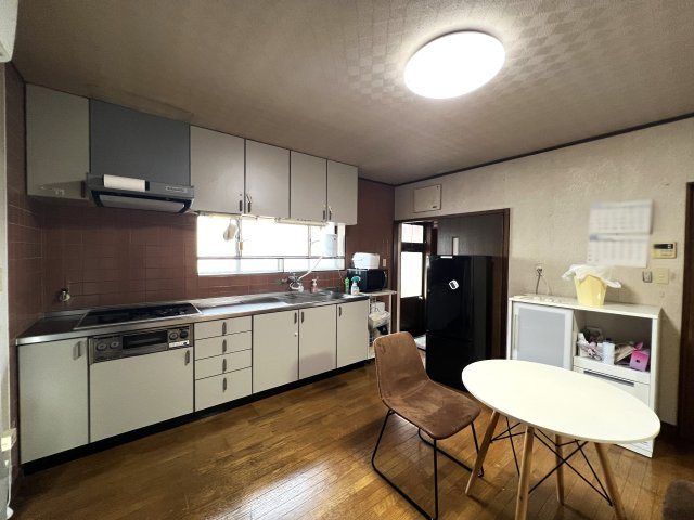 米子市河岡　中古住宅のキッチン