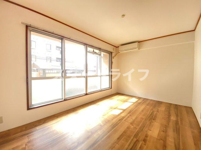 大阪市淀川区東三国６丁目の賃貸マンションの寝室