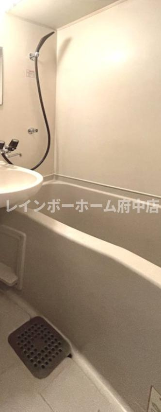 メインステージ多摩川駅前の浴室