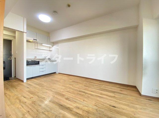 大阪市淀川区宮原１丁目の賃貸マンションの居間・リビング