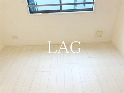 【居間・リビング】 | ラルーチェ平井 | 洋室のお部屋です。