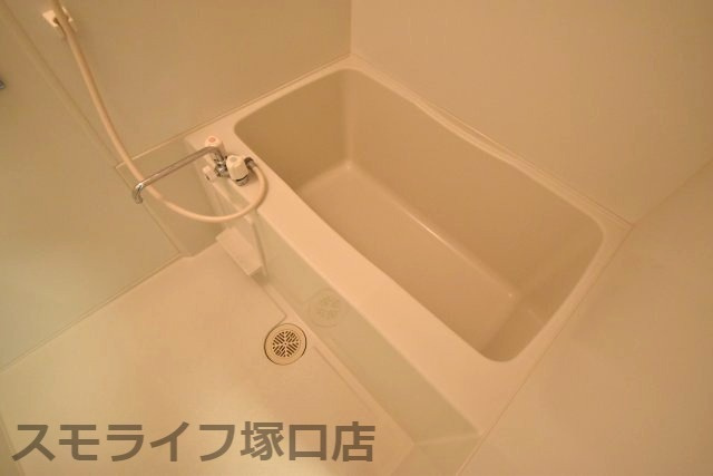 ヴァンソレイユの浴室