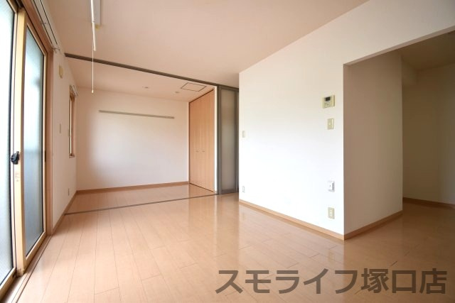 ヴァンソレイユの居間・リビング