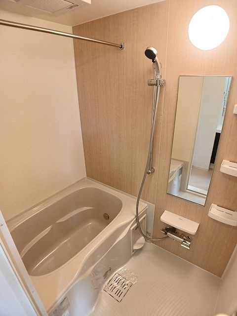 メゾン　ド　レスポワールの浴室
