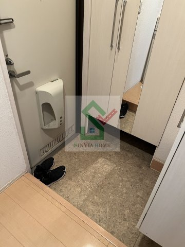 プレジュールの玄関