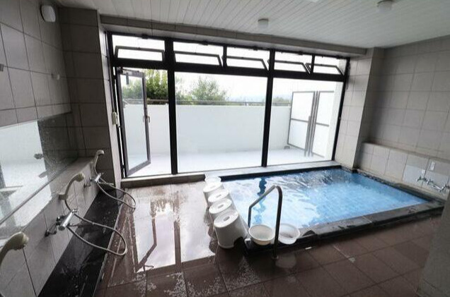 ライオンズマンション熱海伊豆山のその他|全28戸のマンションなので温泉もゆっくりとご利用できます。