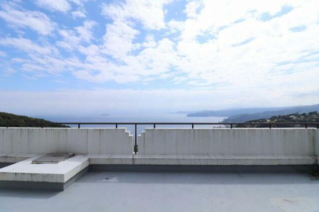 ライオンズマンション熱海伊豆山のバルコニー|これぞ熱海のオーシャンビュー。専有のバルコニーにて圧巻の眺望を思う存分にお楽しみいただけます。