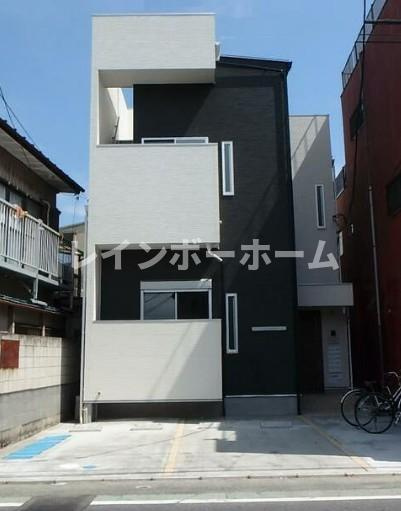 リュミエ越谷本町の外観