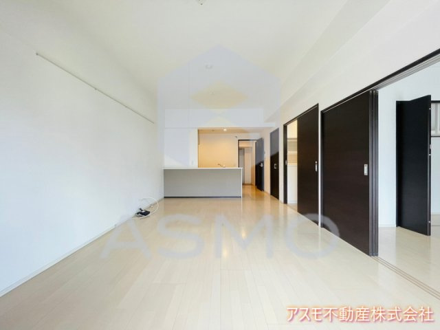 【居間・リビング】 | iTM | 同マンション別部屋　参考写真