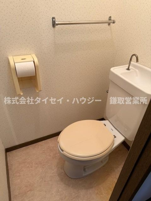 ベルゾーネ仁戸名のトイレ