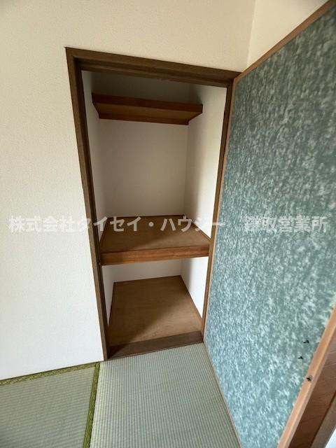 ベルゾーネ仁戸名の収納