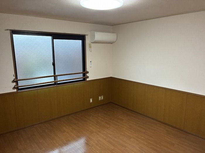 ウィルモア　四の内装