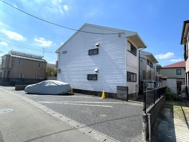横浜市瀬谷区瀬谷５丁目のアパートの外観