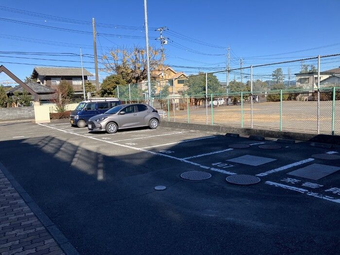Villa Pine Plainの駐車場