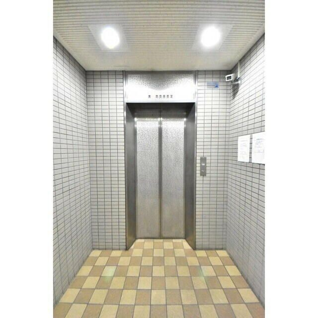 アーバン赤堤のエントランス