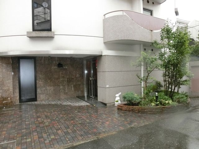 【エントランス】パティオ・デ本郷