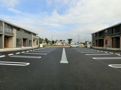 【駐車場】 | イチヨウ　Ｂ | 駐車場完備です