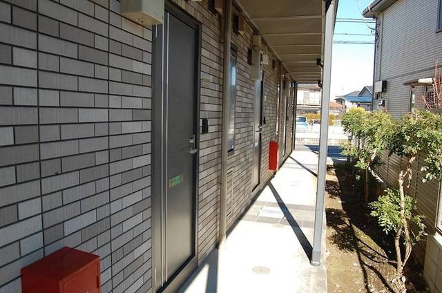 川崎市多摩区長尾７丁目のアパートのロビー