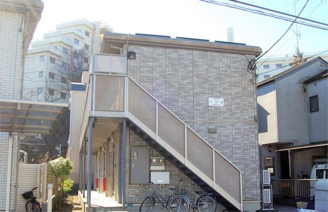 川崎市多摩区長尾７丁目のアパートの外観