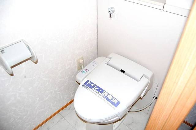 川崎市多摩区長尾７丁目のアパートのトイレ