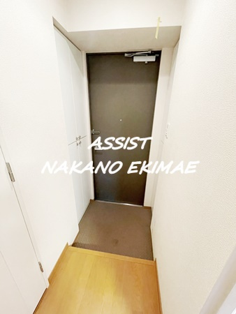 ビイルーム高円寺の玄関|反転タイプ：参考写真