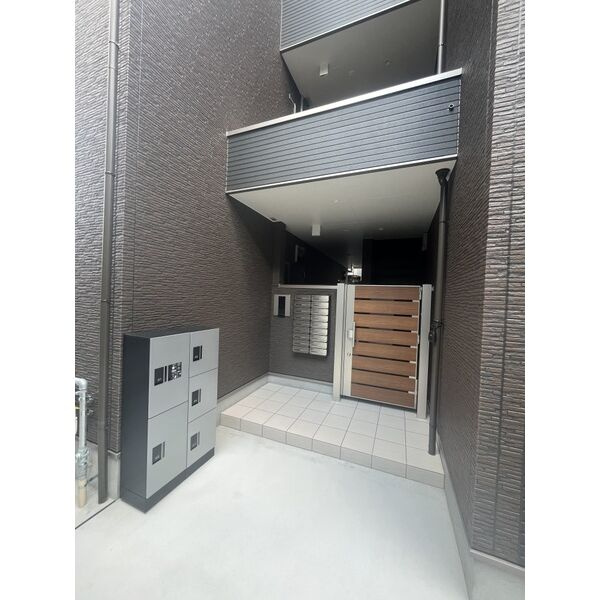 F+style東大阪吉松のエントランス
