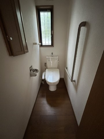 前田町戸建てのトイレ|トイレもきれいです